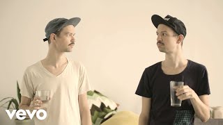 Video thumbnail of "Darwin Deez - Say It First"