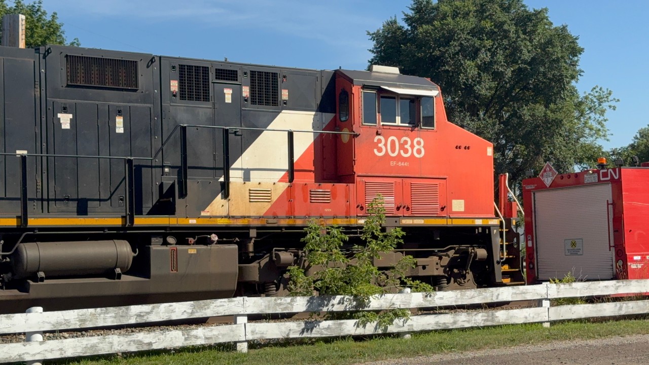 7/12/26 CN Train 399 with Great 🎺🎺🎺 - YouTube
