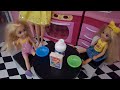 Barbie and Chelsea (  why are Chelsea and Nena late for the school 🏫 ?)