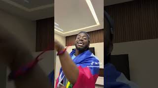 Jojo le comedien di Benin gen yon istwa ak Haiti
