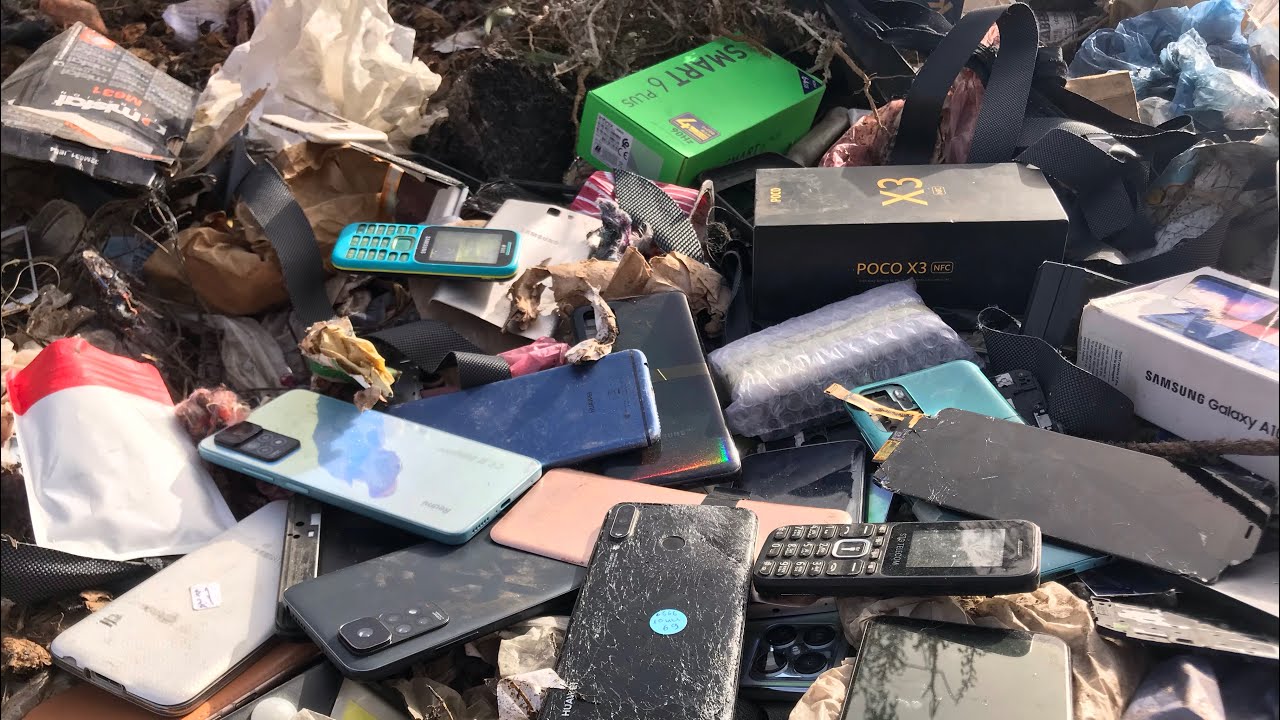 Repair a broken and faded phone and make it like new