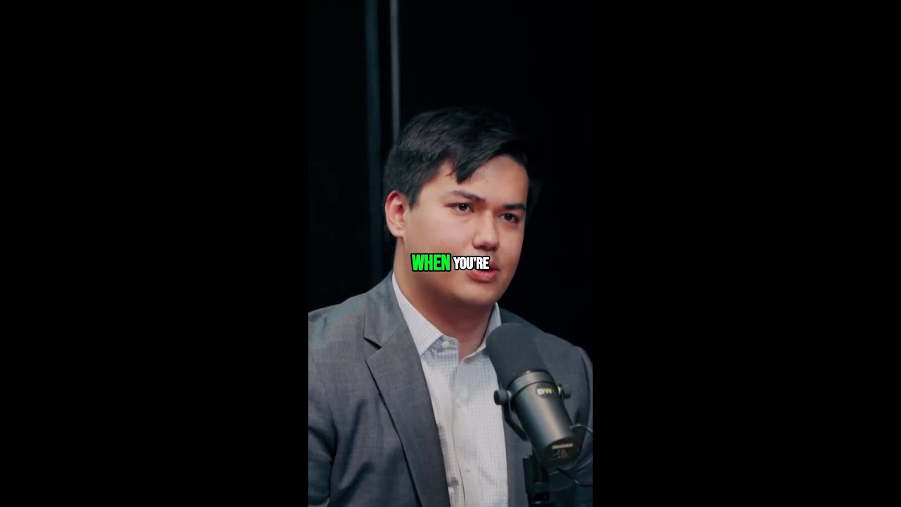 Government contracts: a high-stakes game of patience and precision.