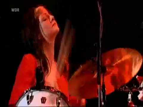 The White Stripes Live @ Rock Am- Catch Hell Blues