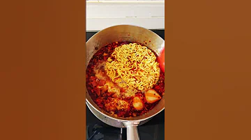 100 Ways To Eat Instant Noodles Food Noodles Ramen 
