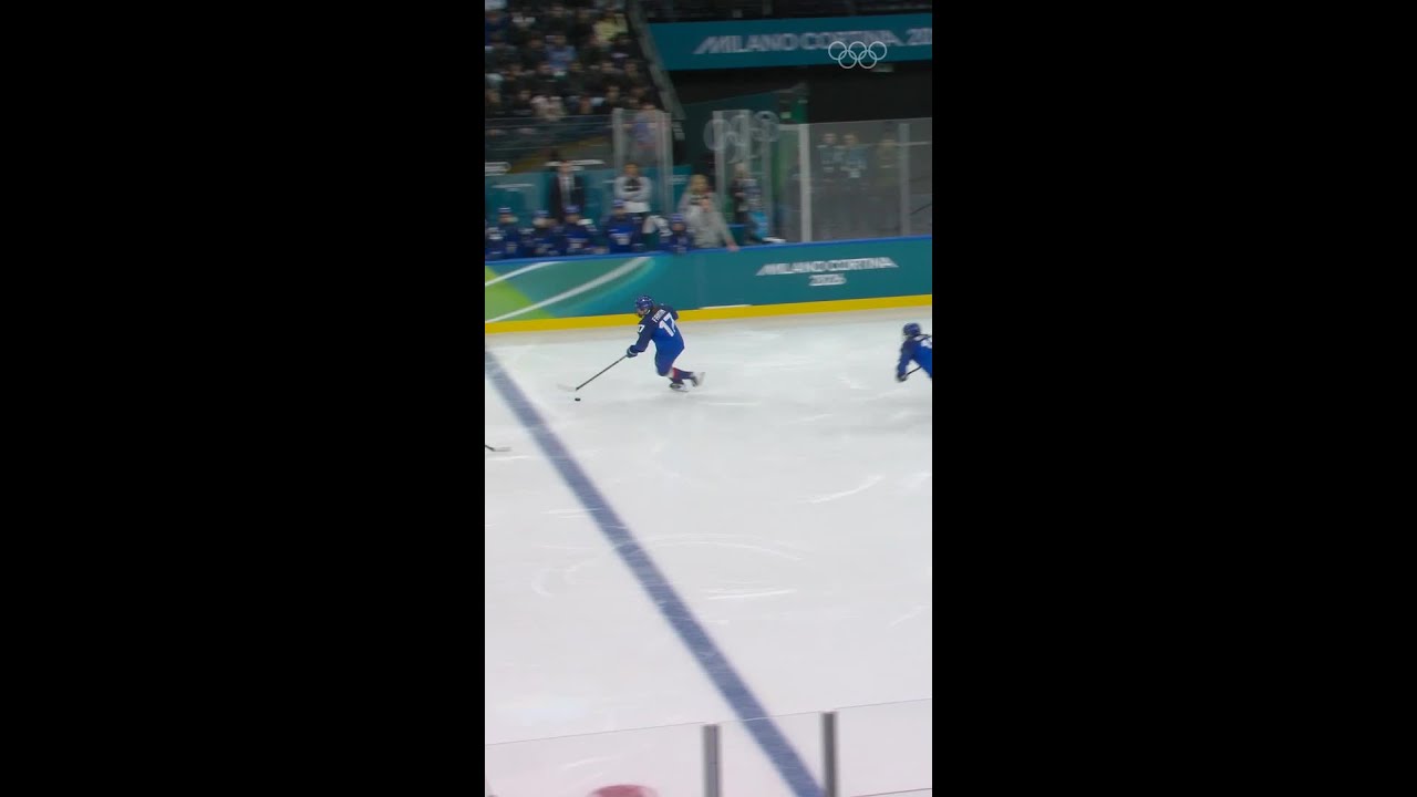 Seems like home ice suits @italiateam. 👀🇮🇹🏒