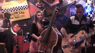 Black Cat Trio & Donna  ''rock this town ''  @ Rockwell's Diner Runcorn chords