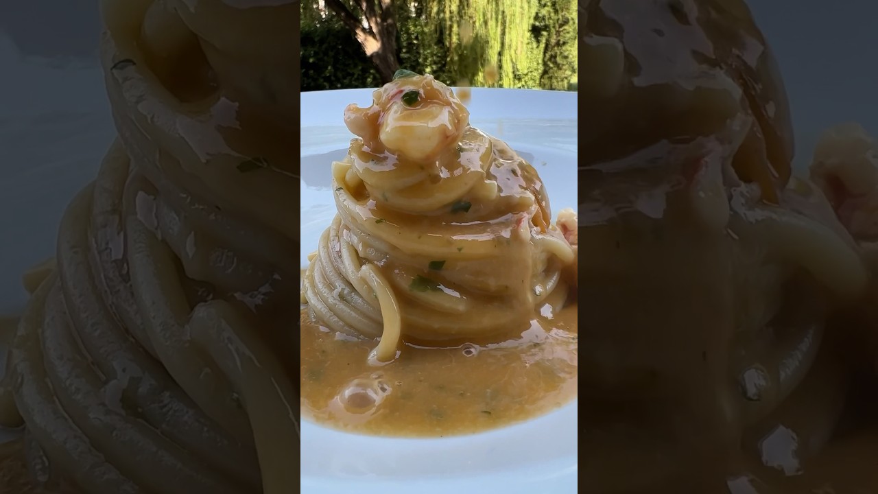 Spaghettone with Prawns and Yellow Cherry Tomatoes