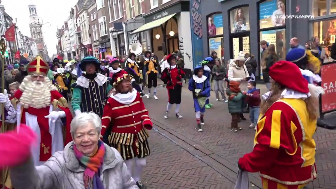 Sinterklaas in de binnenstad van Kampen (2023)
