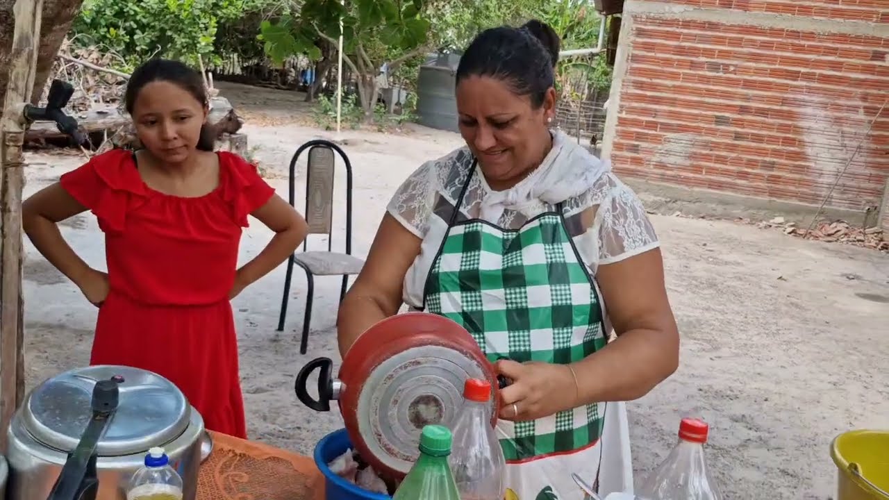 VEJA QUAL O SEGREDO DO PEIXE COZIDO NA CASA DA FAMÍLIA MORORO 