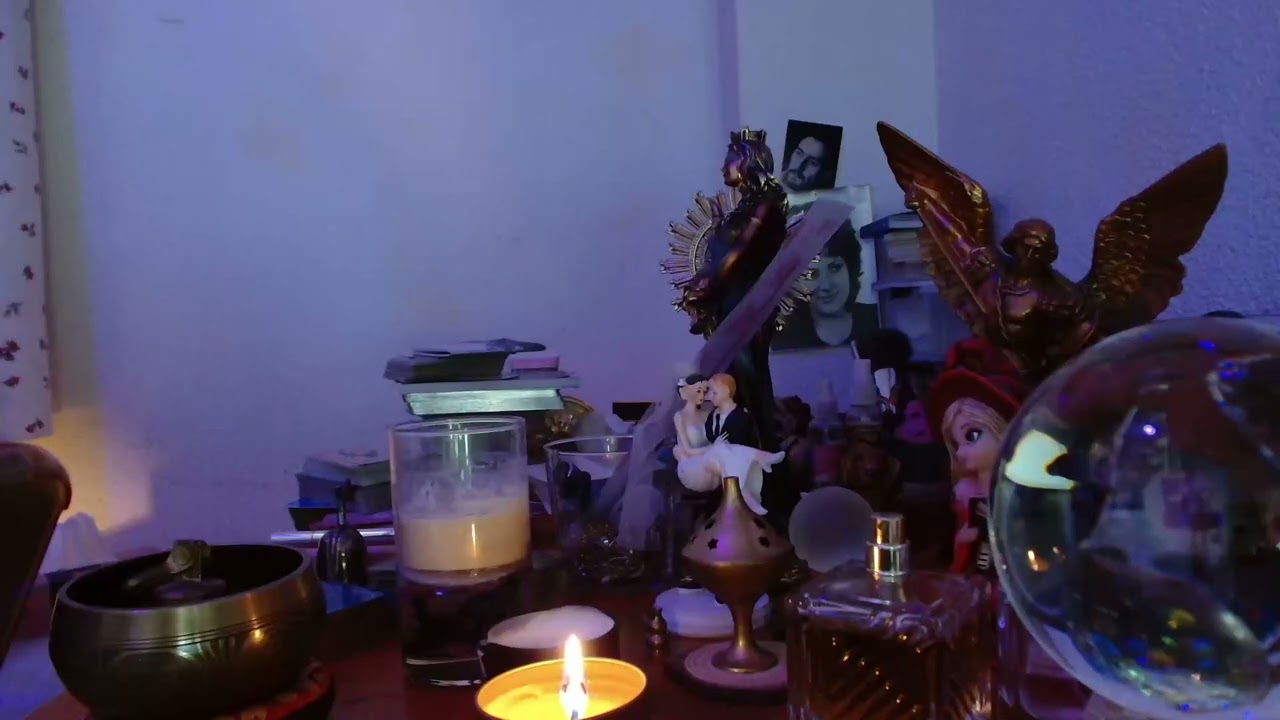 TOMA COSAS PARA PODER MANTENER INTIMIDAD