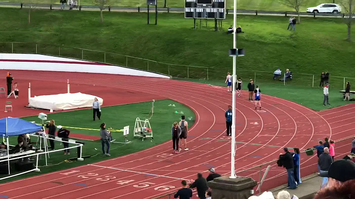 400m dash Owen Stratton at Muskingum College