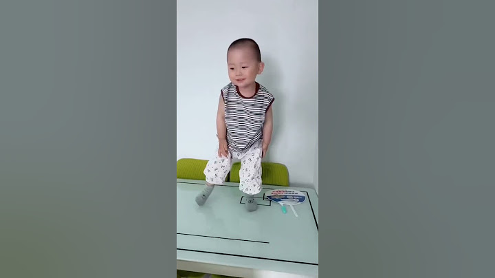 假装爸爸被电到了，幸好爸爸教过兜兜用电小常识，这回派上用场！#cute #baby #funny #comedy