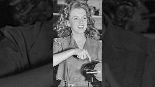 Marylin Monroe before surgeries #oldhollywoodstars #normajean #oldhollywoodglamour Information