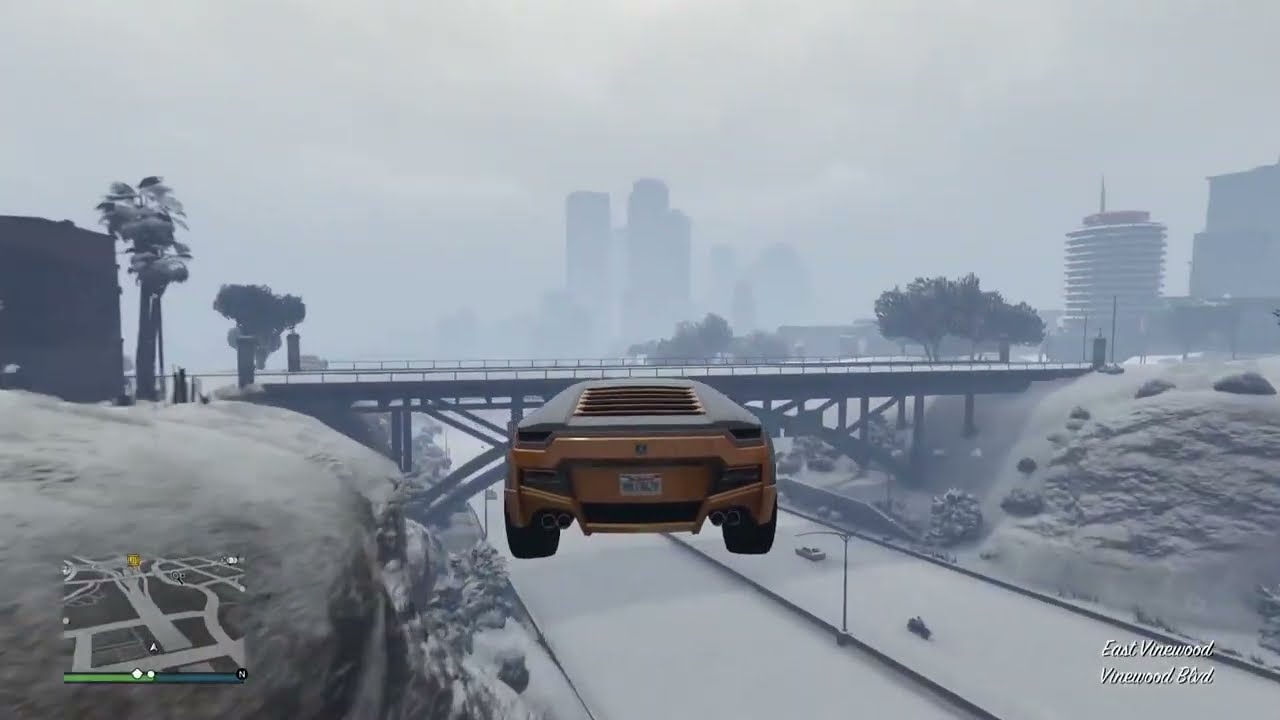 I do this bridge jump in many cars right by the Diamond Casino every single day ! 😁😭✌️