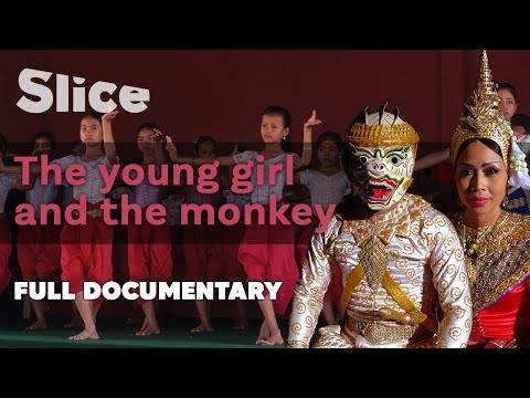 The young girl and the monkey I SLICE I Full documentary