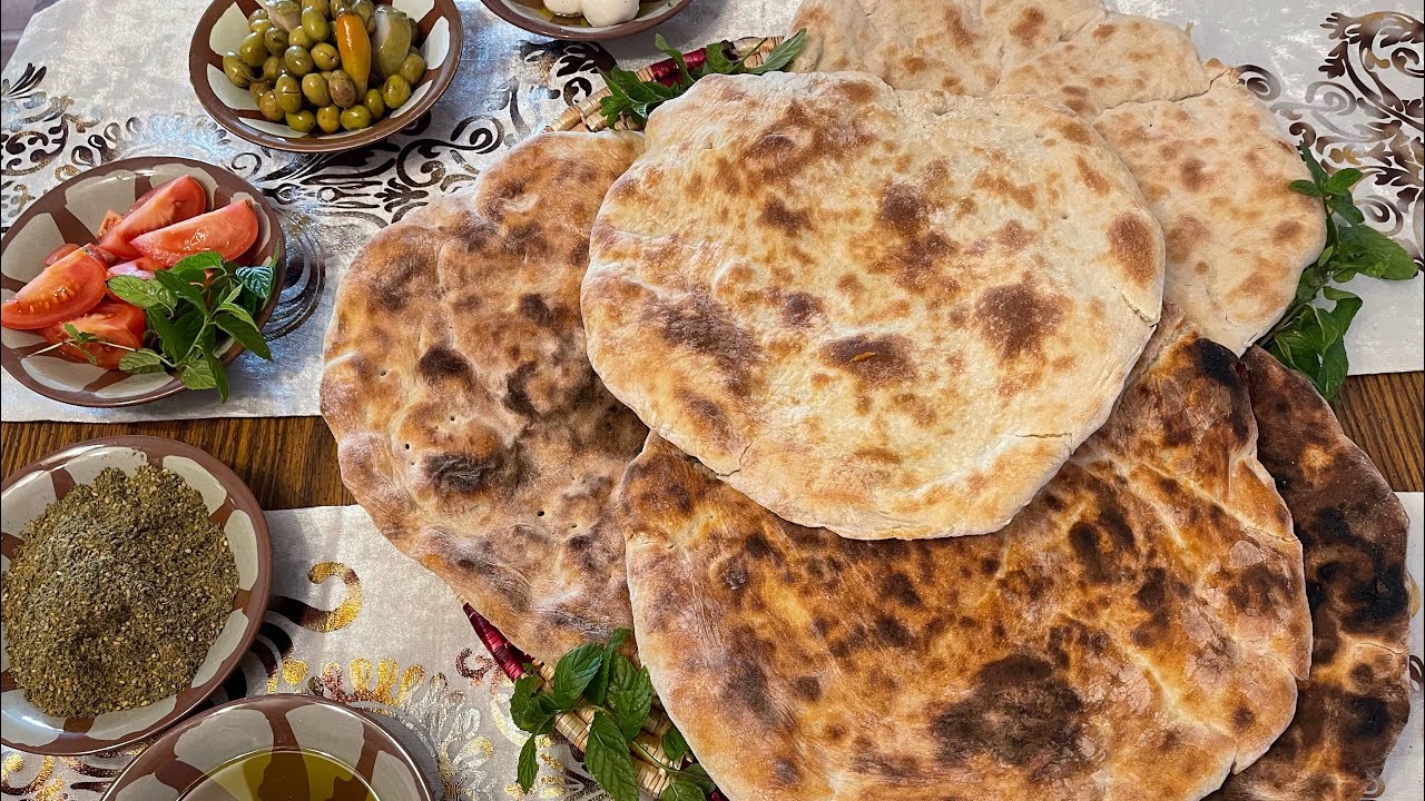 خبز طابون في البيت ولا اطيب من هيك خبز|سفره مع سمر