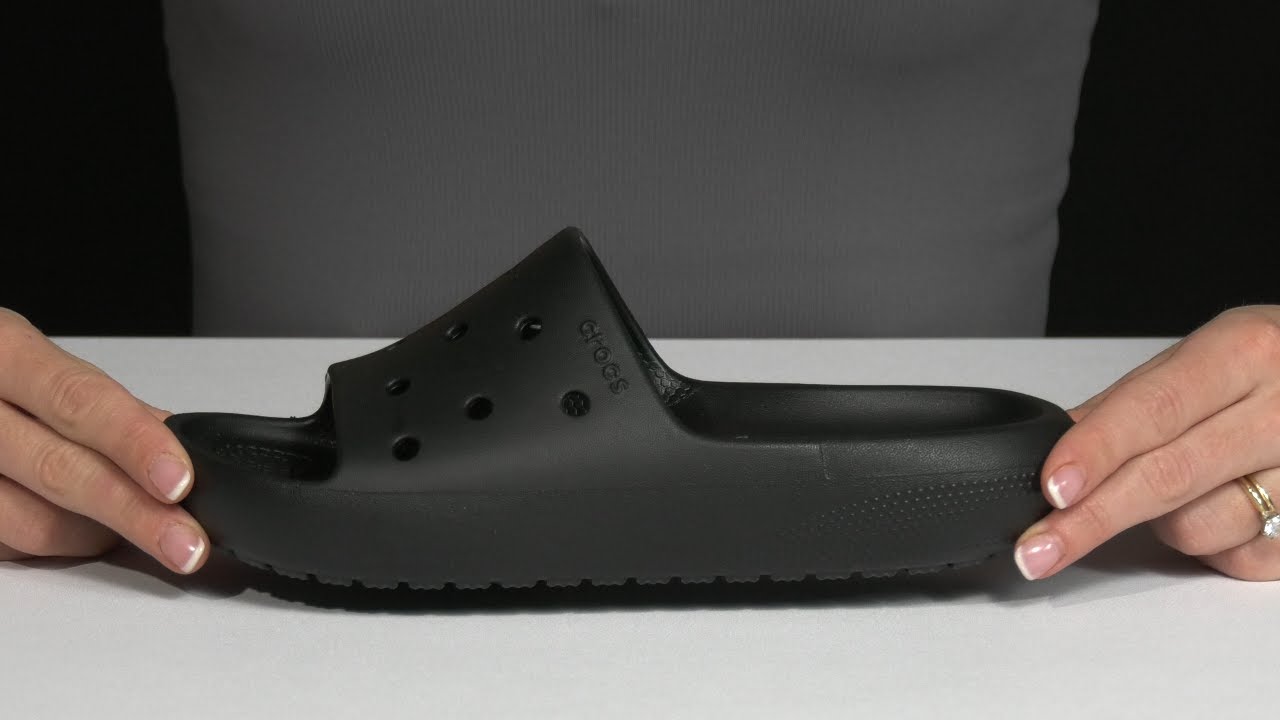 Crocs Kids Classic Slide V2 (Little Kids/Big Kids) SKU: 9930304