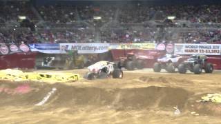 St Louis Monster Jam 2013 / Maximum Destruction (Max D) Freestlye