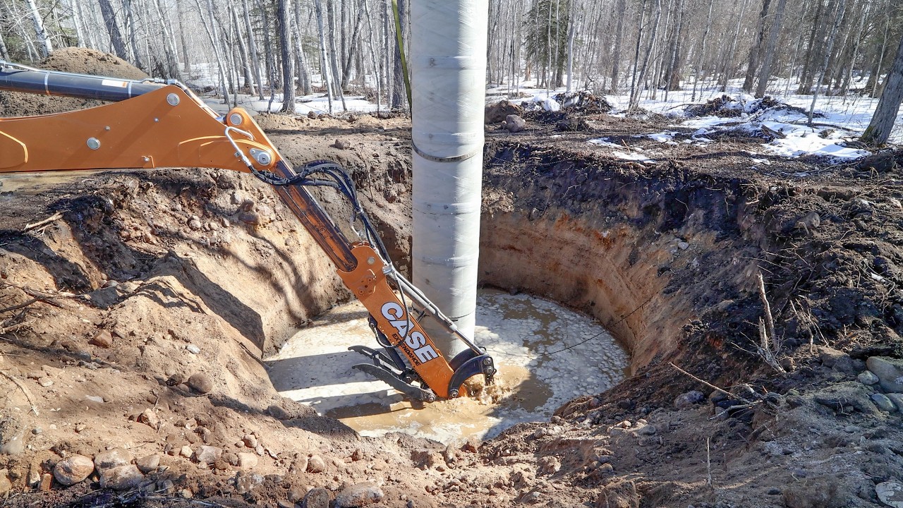 Shallow Digging Digging a Shallow Water Well - YouTube