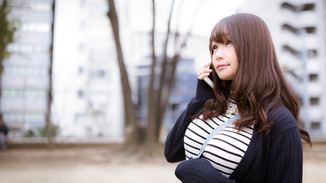 Japan no bra