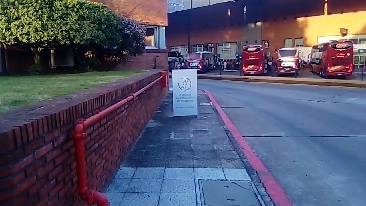 exterior | buses carreteros / tres cruces .