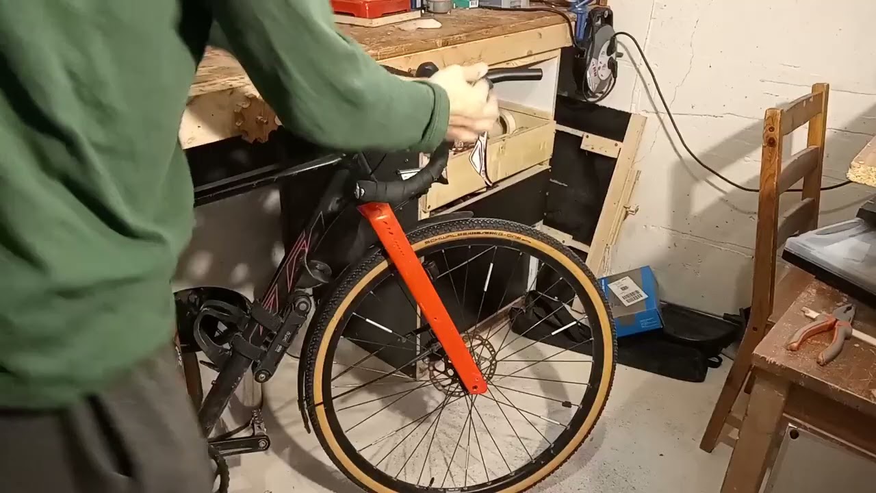 (Innenverlegten) Schaltzug/Schaltzughlle am Fahrrad wechseln | Andrs  Erklrt's