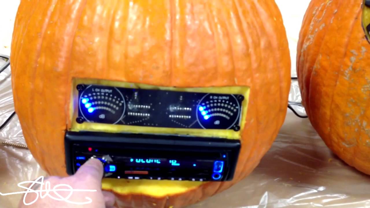 Bumpin' 500 Watt, 3 Pumpkin Sound System Happy Halloween! YouTube
