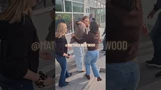 Audrey Fleurot Fait Des Gros Câlins À Ses Fans