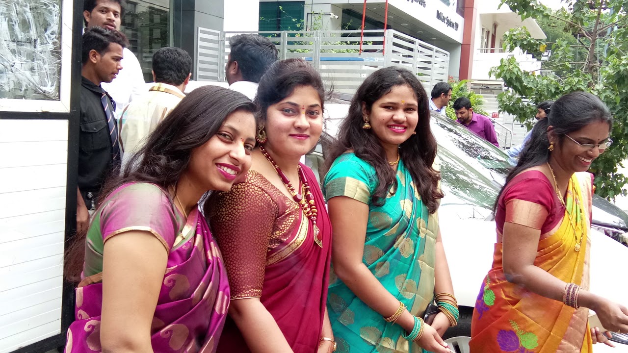 Diwali at online instruments - YouTube