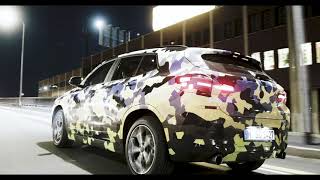 BMW X2 in digital camouflage @teknikensvarld