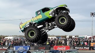 Swamp Thing jump compilation: Live action arena 2022