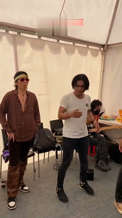 'Charly Bertemu Musisi Legendaris Slank Di Back Stage' #musisiindonesia#music#konser#slank