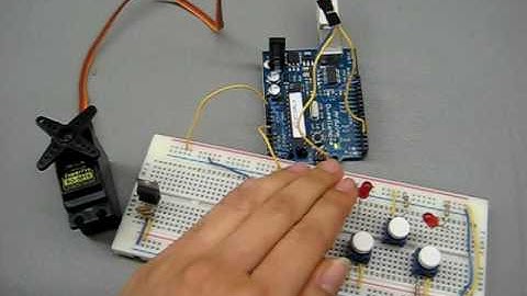 Arduino with Servo motor and photoresistor