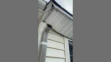 Soffit Repair from incorrect installation.