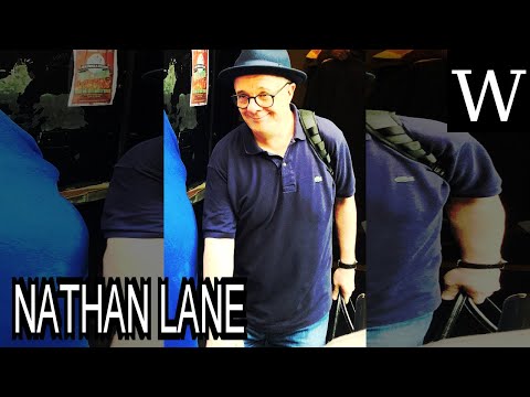 Video: Nathan Lane Net Worth: Wiki, Getrouwd, Familie, Bruiloft, Salaris, Broers en zussen