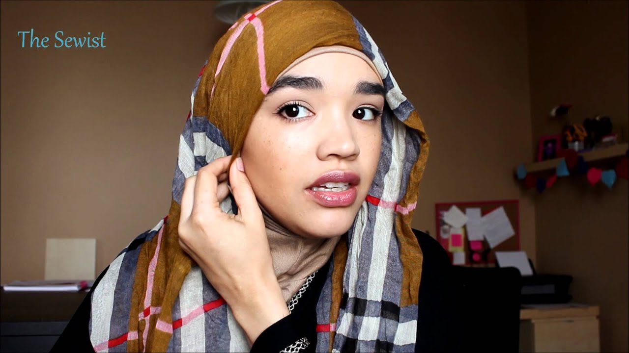 Hijab Tutorial 18 How to wear a crinkle/volume hijab and frame your
