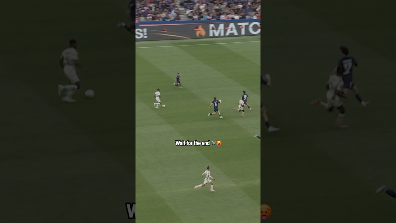 Zabarnyi’s pace will surprise you. 🚀😳 #PSG #Ligue1 #Zabarnyi