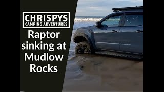Raptor sinking rapidly at Mudlow Rocks Rainbow Beach