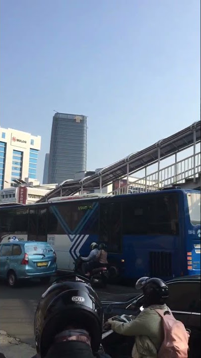 SENGGOL BACOK (SENGGOL SANA SENGGOL SINI SALIP SANA SALIP SINI PAGINYA DI KOTA METROPOLITAN)