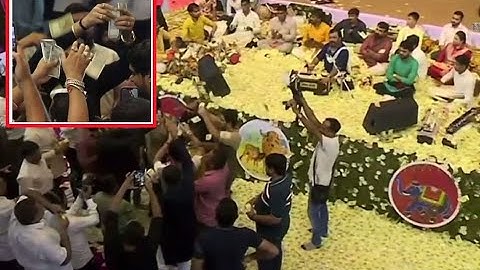 Lok Dayro : Singer showered with Rs 4 crore at cow protection programme in Gujarat