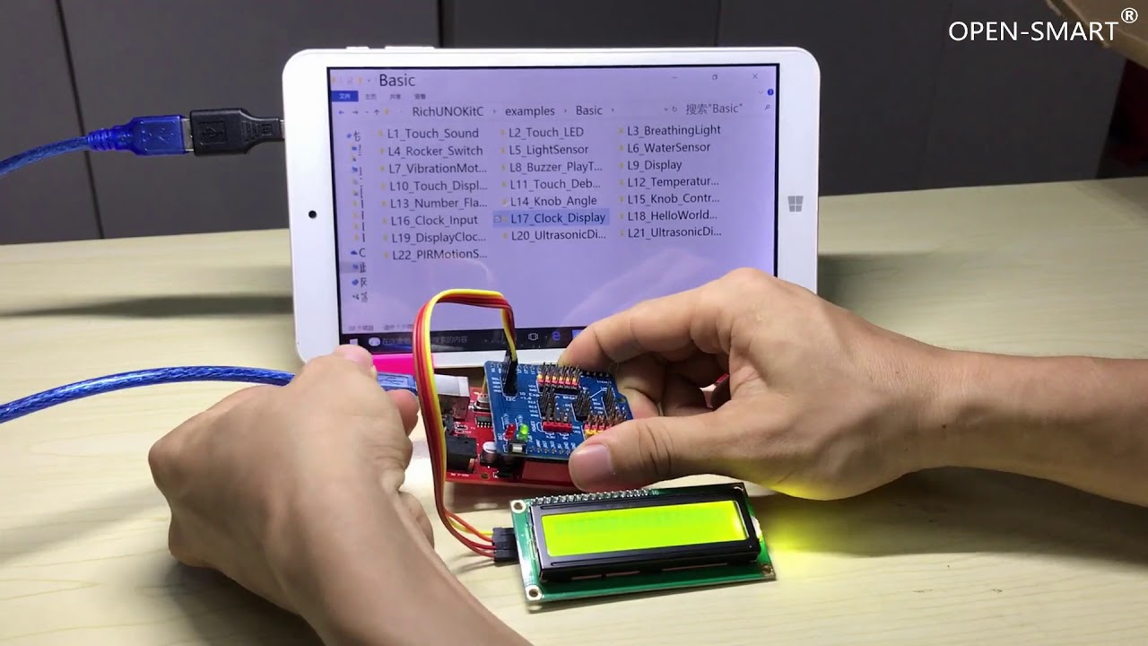 Rich UNO R3 Kit C Lesson 18 HelloWorld I2C 1602 LCD - YouTube