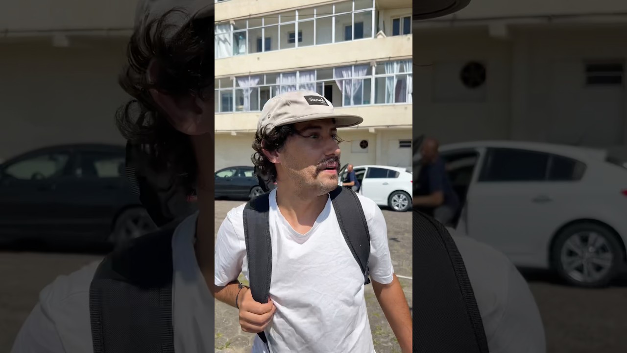 QUANDO CHEGA UM PIXADOR NA PISTA DE SKATE 