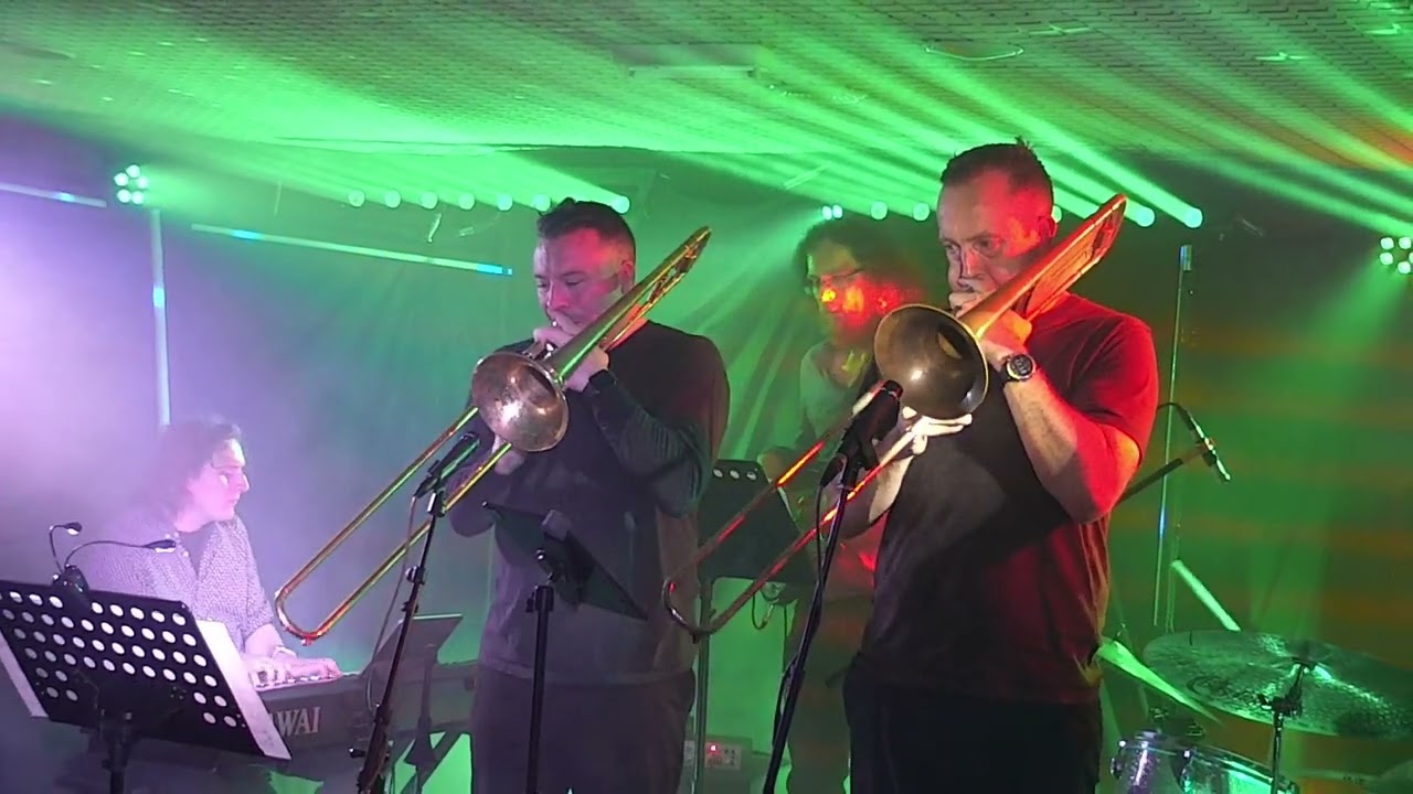 Paul Dunlea and Trevor Mires play Caravan at Scott's jazz Club Belfast Ireland September 2022