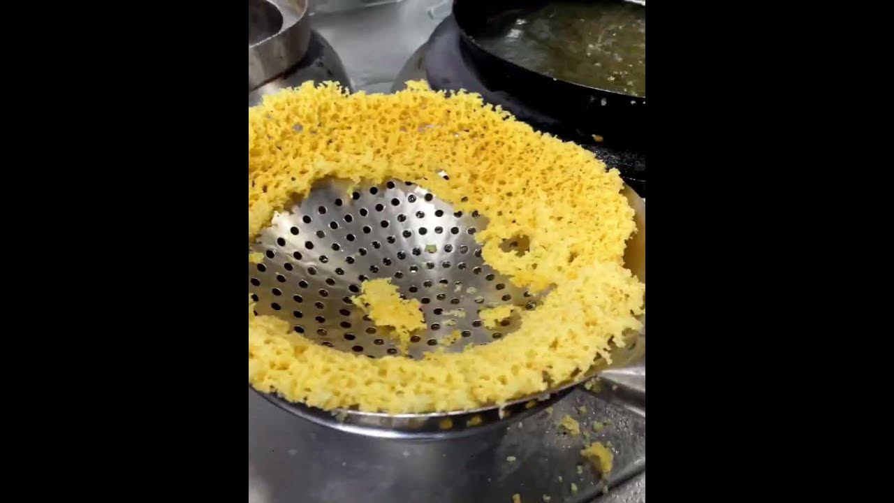 Crunchy Tempura Flakes/ Tanuki Flakes (Japanese Tempura) YouTube