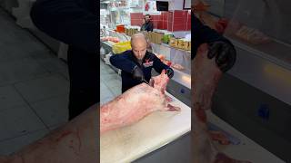 Usta İşi Koyun Parçalama