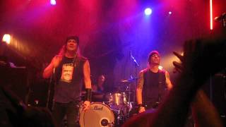 Skid Row - I Remember You  (live @ Virgin Mobile Mod Club, Toronto, 8/20/2014) screenshot 2