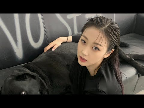 aespa Giselle showing off her stunning visual and EXO's Xiumin will be releasing his first song