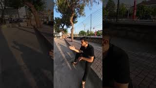 Bir Abinin Kardeşini Dövmesi İçin Basit Sebepler Yeterlidir