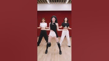 [MIRRORED] ITZY - 