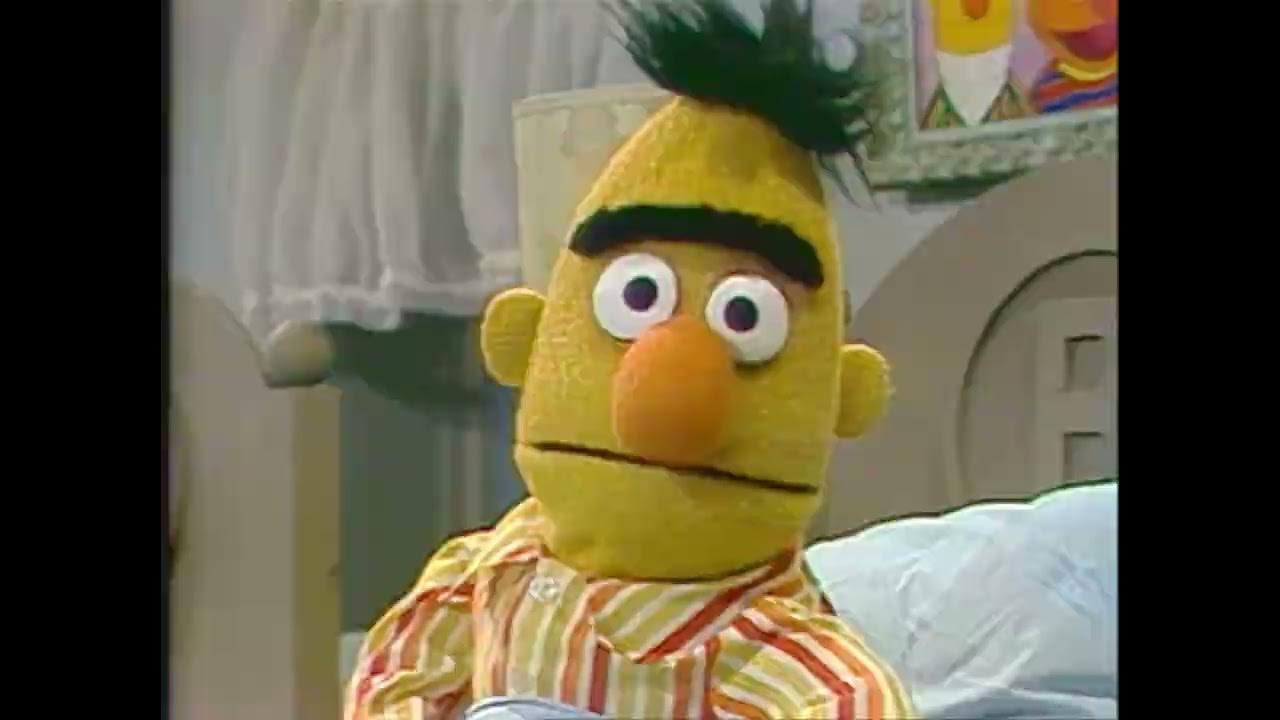 Bert And Ernie Dance Myself To Sleep Rue Sésame (Sesame Street) - Dance Myself to Sleep (French, alternate